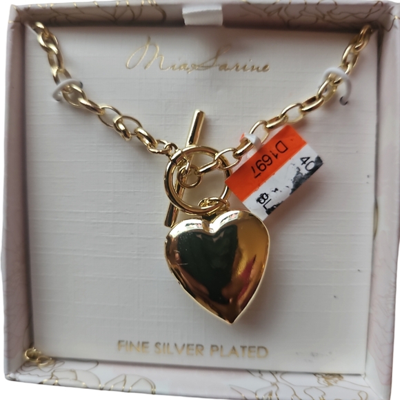 Mia Sarina Women Fine Silver Plated Heart Toggle Necklace Clasp Chain - Picture 9 of 9